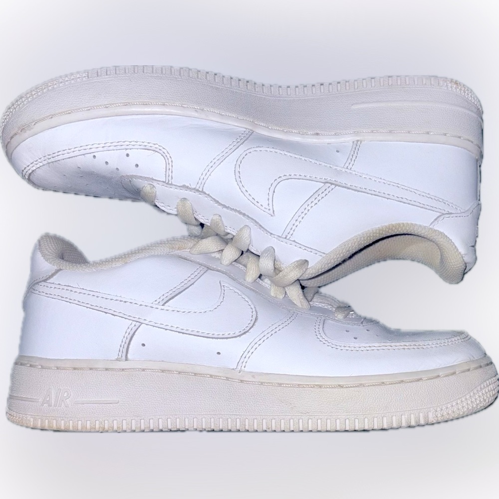 Nike Air Force 1s size 6Y or wmns size 8